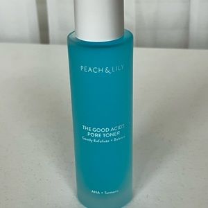 PEACH & LILY
The Good Acids Pore Toner